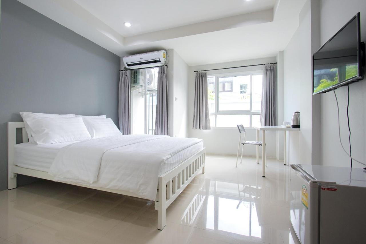 Nw Apartment Lasalle 59 Bangkok Kültér fotó