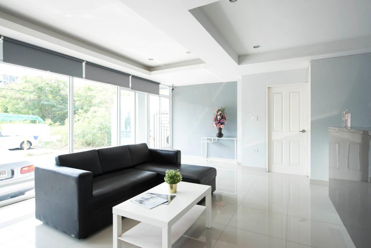 Nw Apartment Lasalle 59 Bangkok Kültér fotó